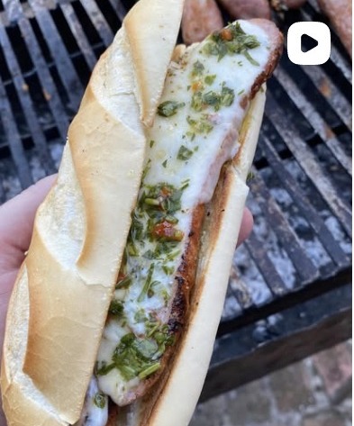 Lanche com linguiça Schetini